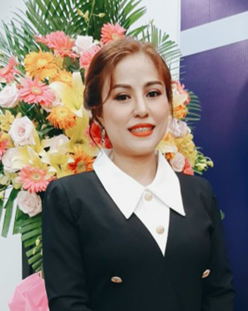 Tổng giám đốc Tammy Tran